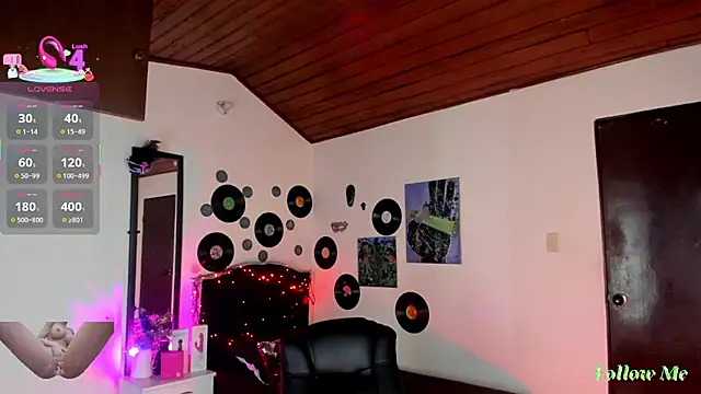 vampirellaa_crazy_'s cam snapshot