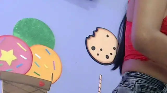 skinnysexzara18's cam snapshot