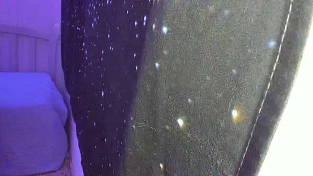 SallyKitty_'s cam snapshot