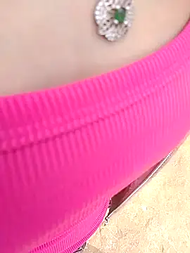 out-lustt's cam snapshot