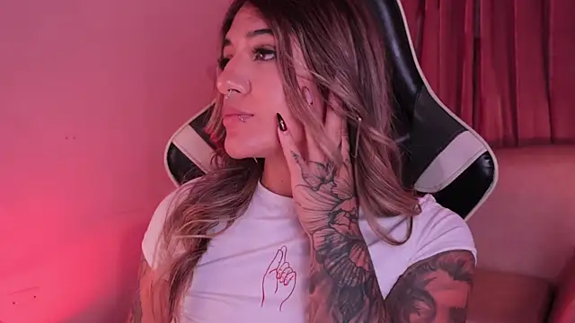 ashleyvalirya's cam snapshot