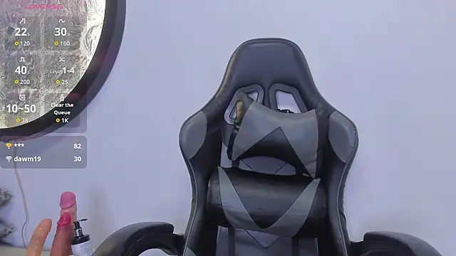 Maddy__bigboobs's cam snapshot