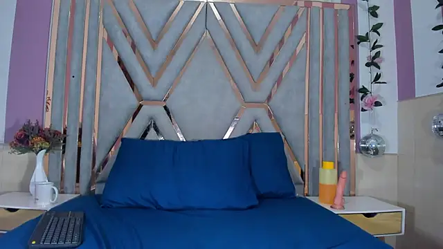 vanesaa_mejia's cam snapshot