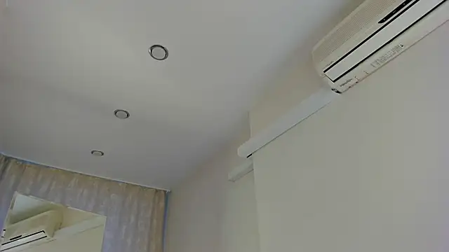 Bonn1e_Rose live sex cam