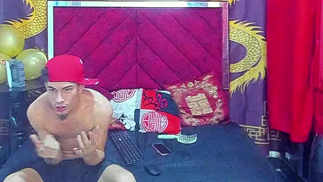 Pride_couple's cam snapshot