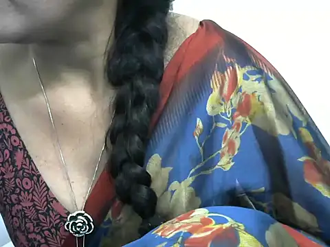 reshmika_reddy live sex cam