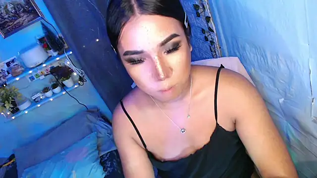 Godessofcumxx's cam snapshot