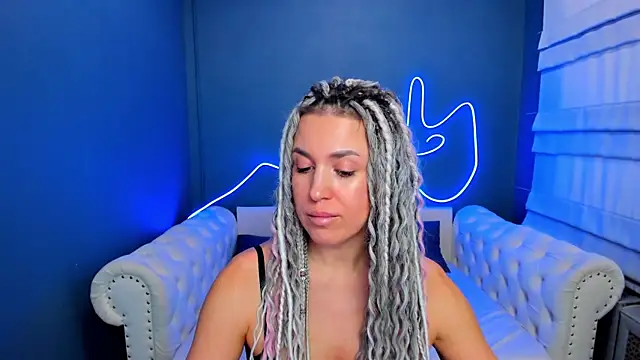 rock_n_roxy's cam snapshot