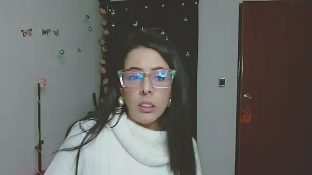 ella_peck's cam snapshot