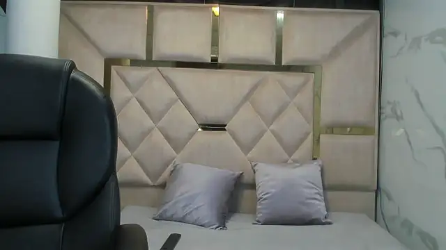 IssysLeBlanc's cam snapshot