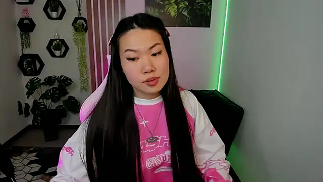 LunaPurrr's cam snapshot