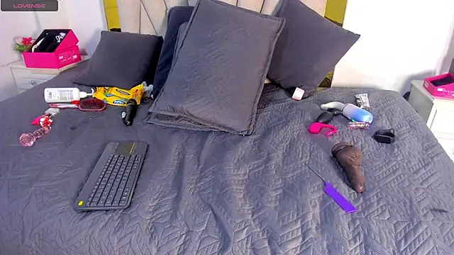 vahiolet_fuentes's cam snapshot