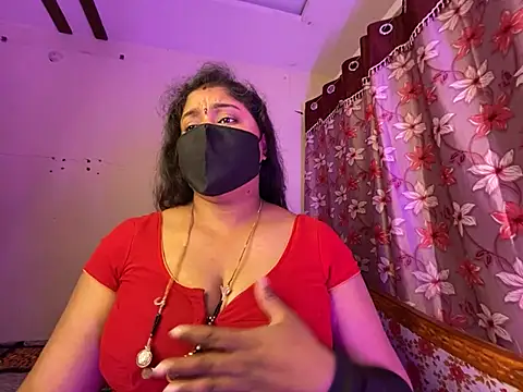 LouleyRanii's cam snapshot