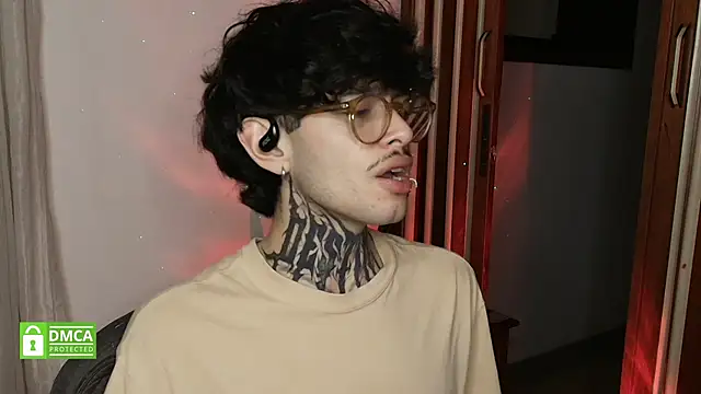 Bastiel_'s cam snapshot