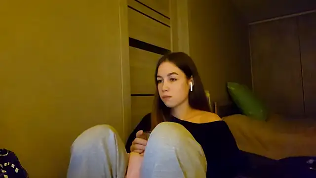 SherrylMaler's cam snapshot