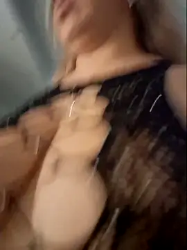 laura_bassi's cam snapshot