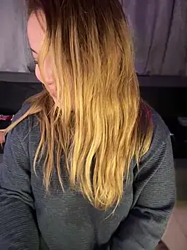 MerlyG's cam snapshot