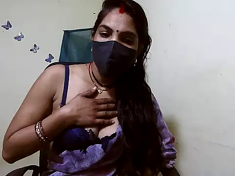 Shivani-Gupta's cam snapshot