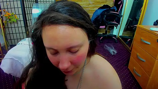 AishaRouhi's cam snapshot