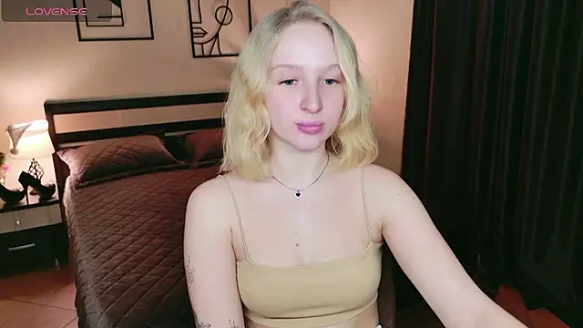 SummerPink's cam snapshot