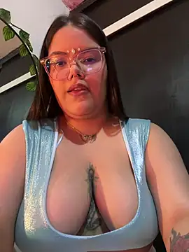 GabrielleMarsh1's cam snapshot