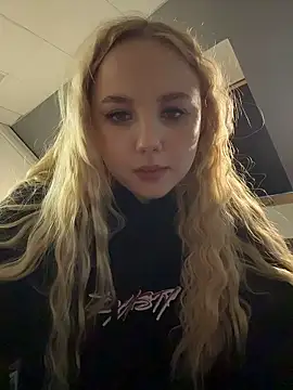 Sky_Cutie live sex cam