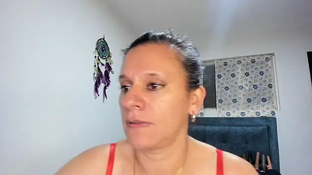 sofi_saliva2511's cam snapshot