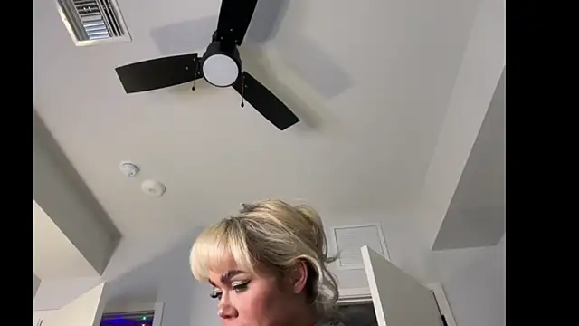 ElenaErickson's cam snapshot