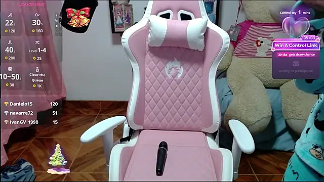 Maggie_Fox3's cam snapshot