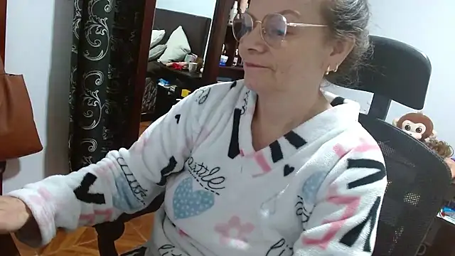 asleycavta's cam snapshot