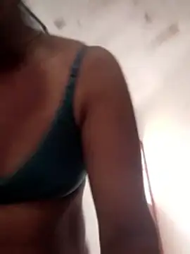 aunty_sumy live sex cam