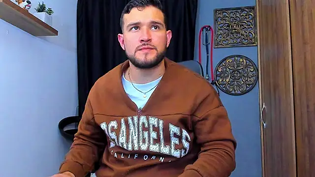 AndrewDiaz live sex cam