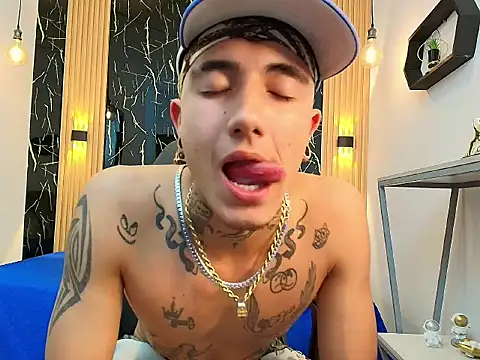 Patrick_Rango live sex cam