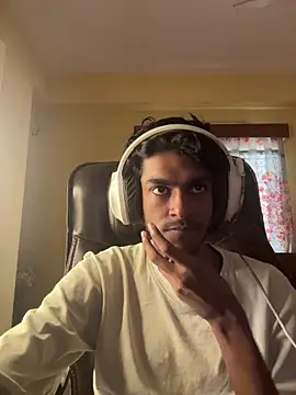 RavenKisses live sex cam