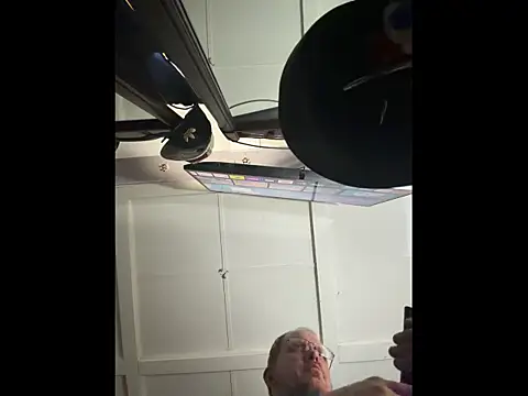 Pussyismyfavoritetaste's cam snapshot