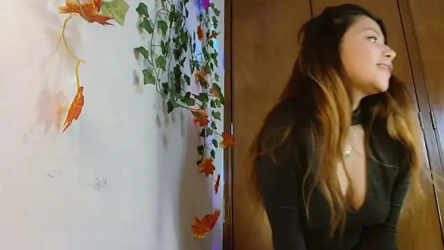 3littleschoolteens's cam snapshot