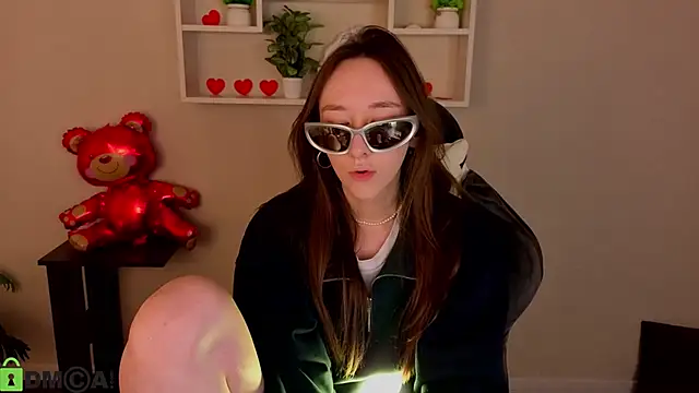 Miche1le_Allenne's cam snapshot