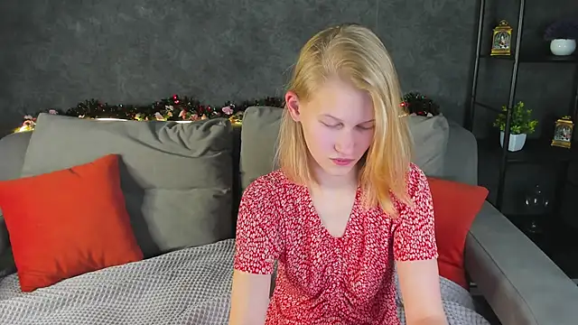 Delya_Luw's cam snapshot