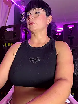 Hot_beauty__ live sex cam