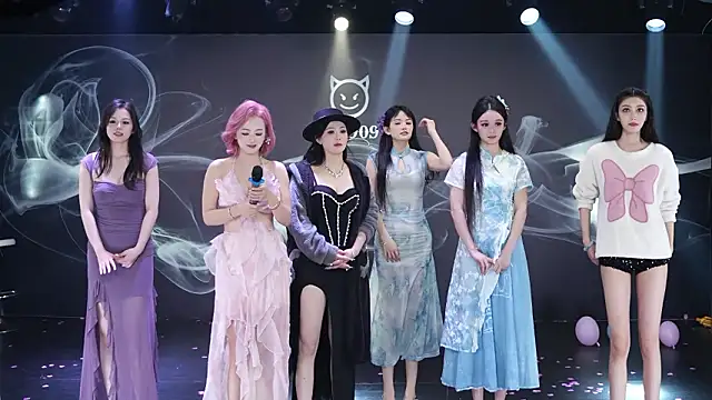 LU-909-'s cam snapshot