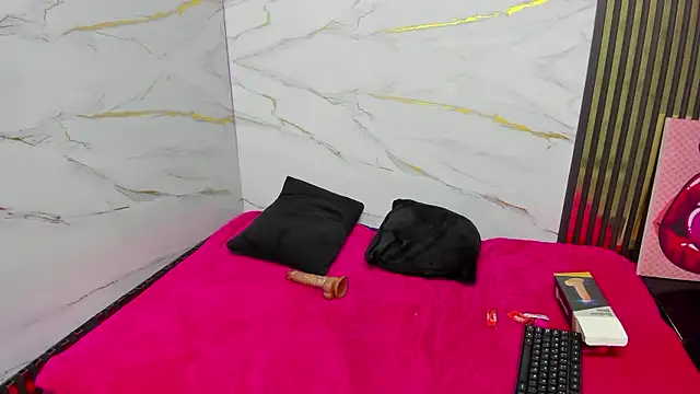 miarose_69's cam snapshot