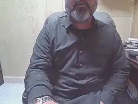 hairymaster95's cam snapshot