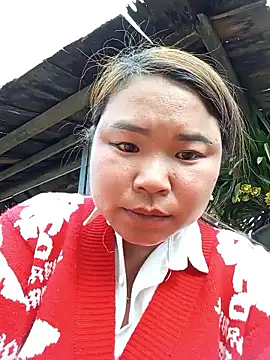 may-squirl's cam snapshot