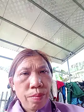 bella-la's cam snapshot