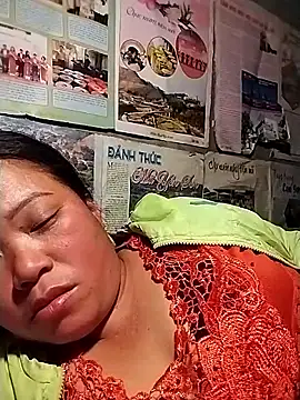 AlilaK2's cam snapshot