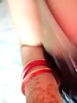 Saishaa's cam snapshot