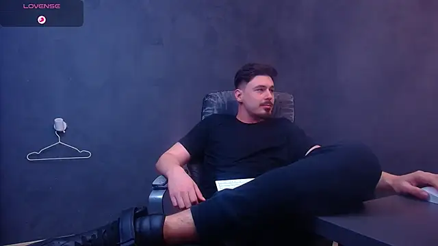 EnzoRace's cam snapshot