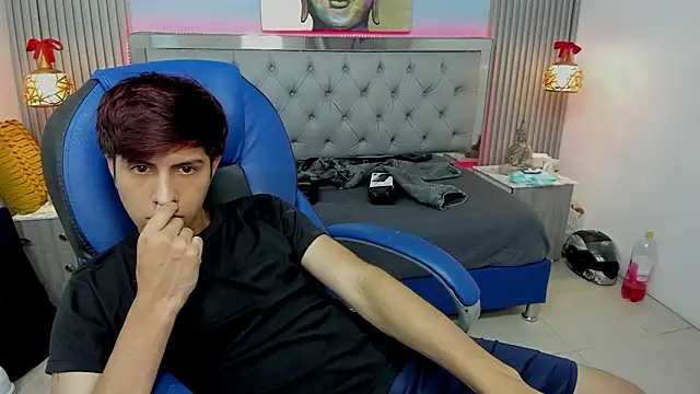 Estiv18_ live sex cam