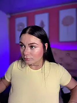 Megaan__More's cam snapshot