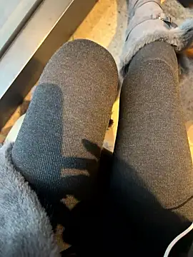 yimisun01's cam snapshot